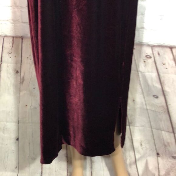 Vintage KC Spencer Dark Red Velvet Dress - Picture 4 of 10